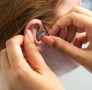 hearing-aid-fitting