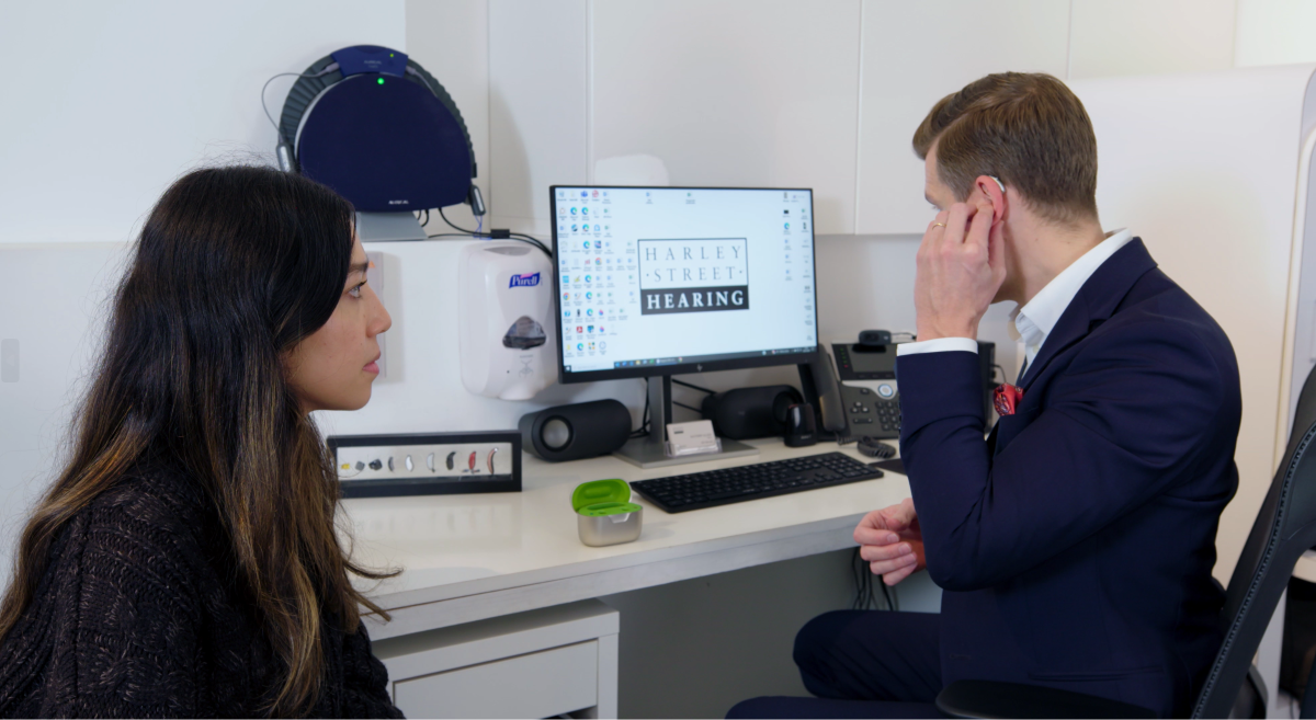 hearing aid fitting demonstration